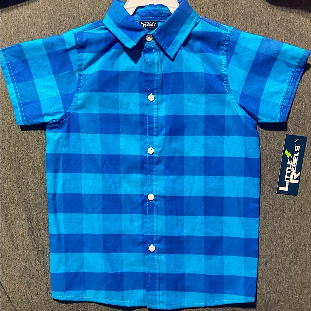 NEW Little Rebel Boys Size 7 Blue Short Sleeve Checkered Button Down Plaid Shirt